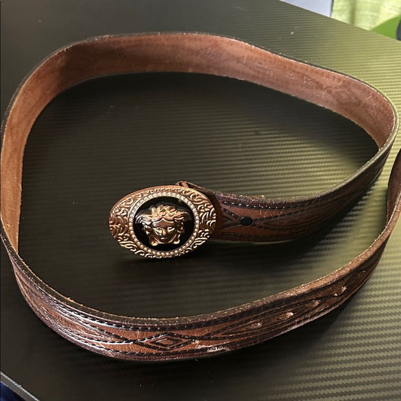 Versace face Brown Belt with Gold and Black Medusa Buckle unisex - Picture 11 of 16